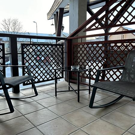 Ambra Room'S Braşov Extérieur photo