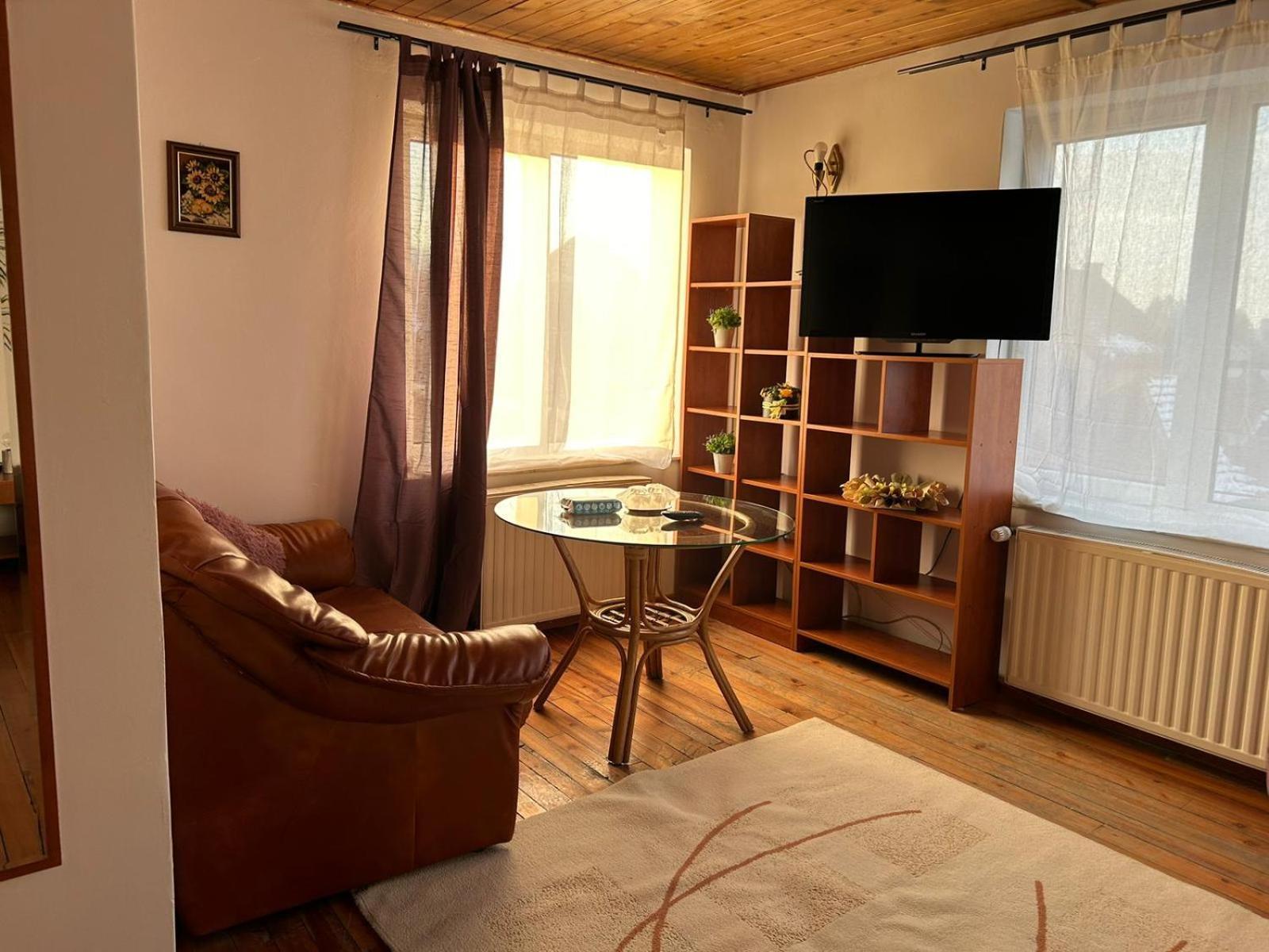 Ambra Room'S Braşov Extérieur photo