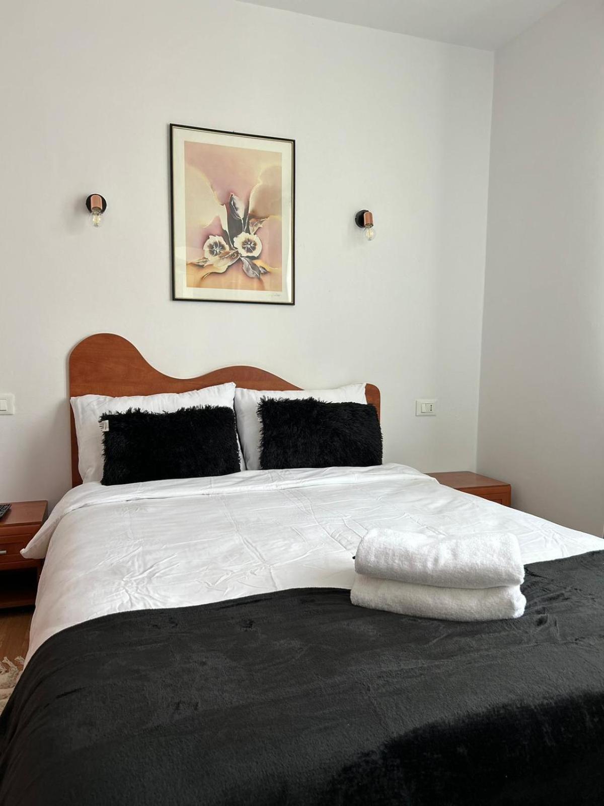 Ambra Room'S Braşov Extérieur photo