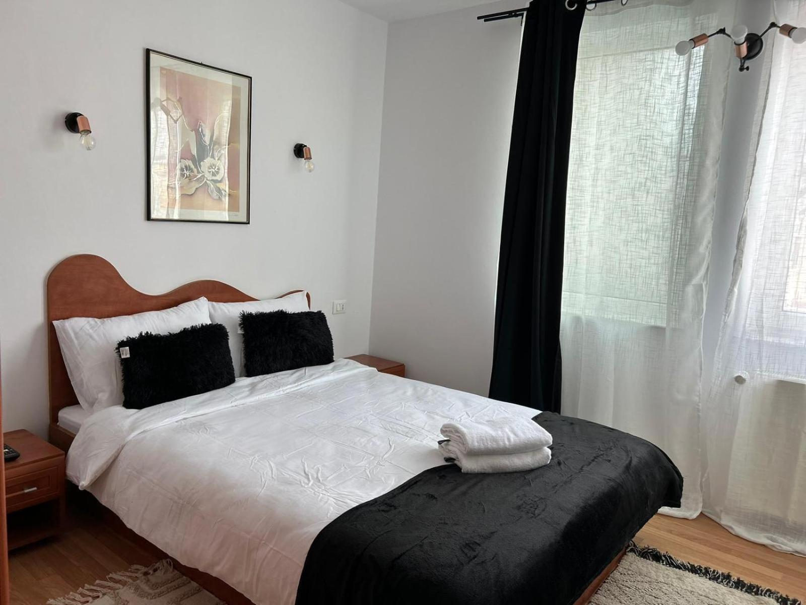 Ambra Room'S Braşov Extérieur photo
