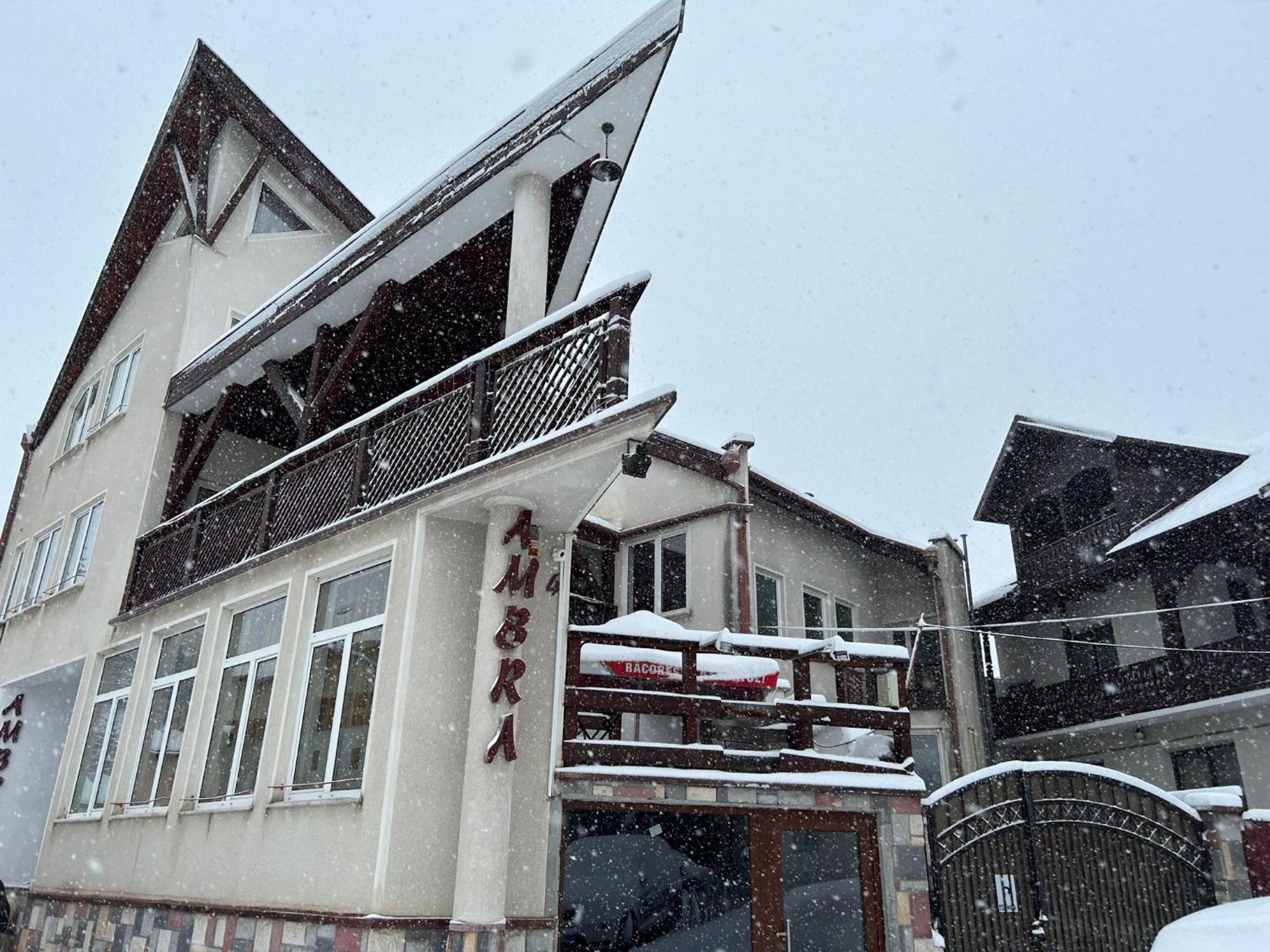 Ambra Room'S Braşov Extérieur photo