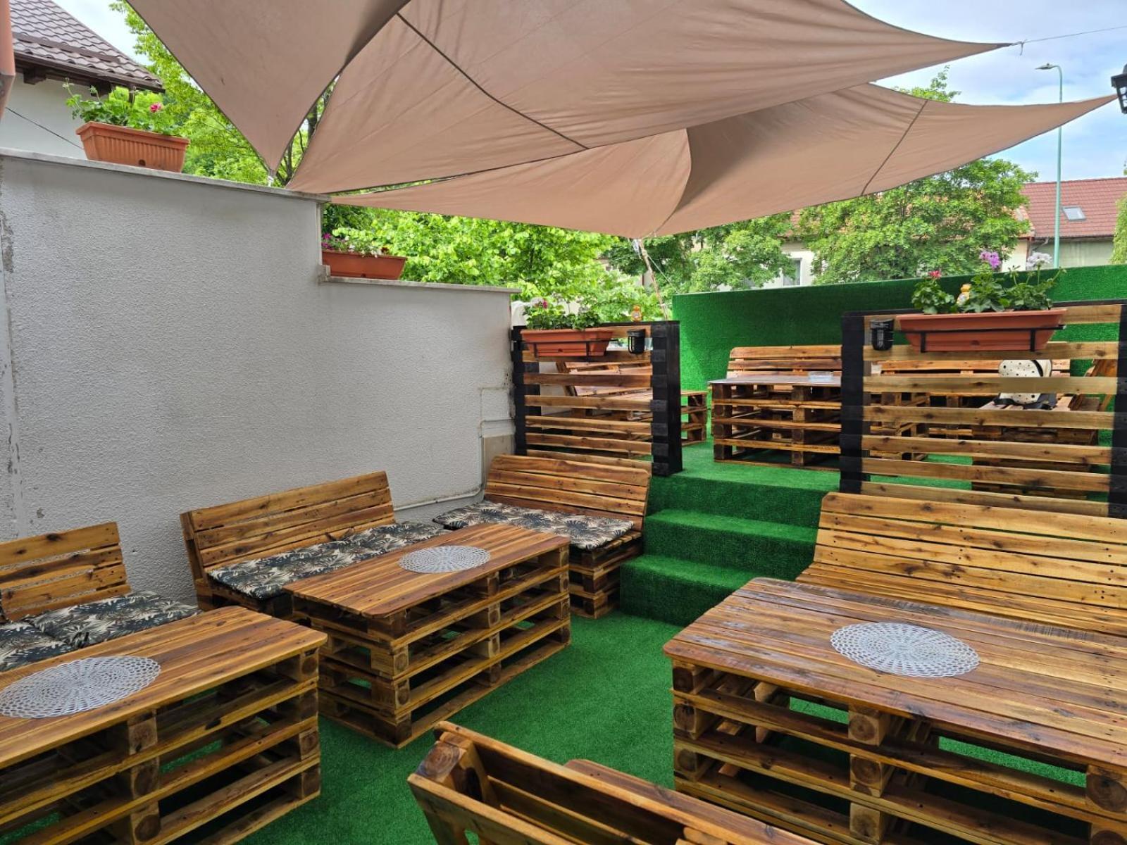 Ambra Room'S Braşov Extérieur photo